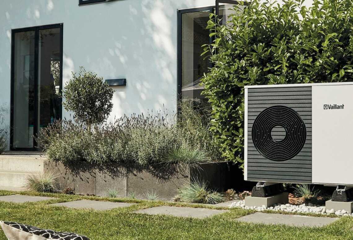 Do you need an expert fitter in air source heat pumps? We can help.